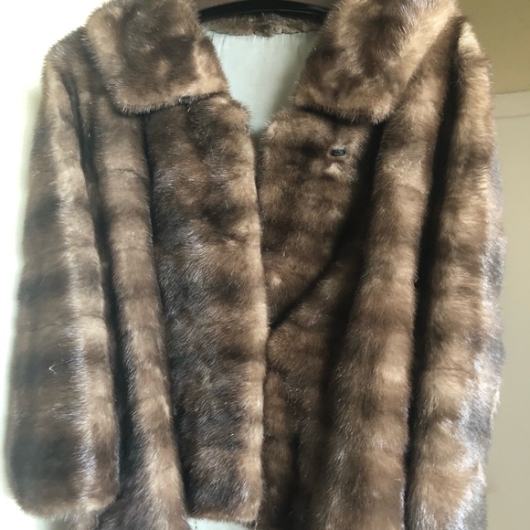 Fur Coat - Picture 2 of 2